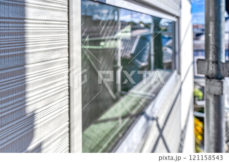 戸建て家屋の外壁修繕工事　ハイサイドライト 121158543