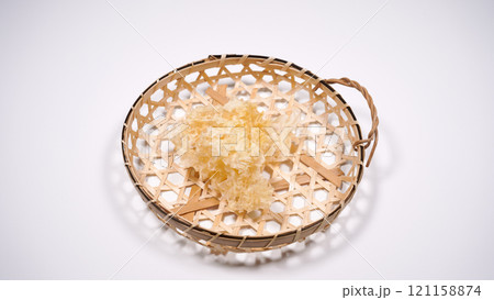 白い乾燥きくらげ 白い乾燥きくらげ 121158874