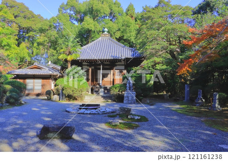 秋の三井寺(大津市) 秋の三井寺(大津市) 121161238