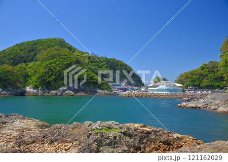 伊豆半島・南伊豆・赤根島の風景、海中水族館・静岡県下田市(2) 121162029