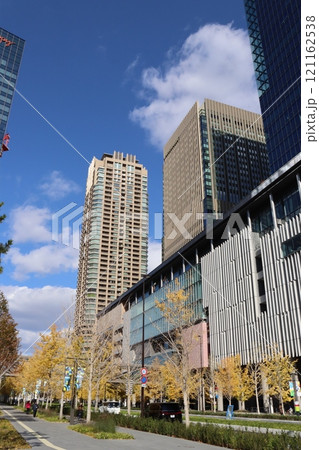大阪駅 梅田 オフィスビル グラングリーン大阪 デートスポット 大阪関西万博 グランフロント大阪 大阪駅 梅田 オフィスビル グラングリーン大阪 デートスポット 大阪関西万博 グランフロント大阪 121162538