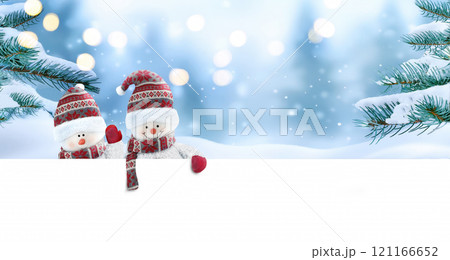 Two Cute Snowmen with copy space for greeting, card, web banner banner Two Cute Snowmen with copy space for greeting, card, web banner banner 121166652