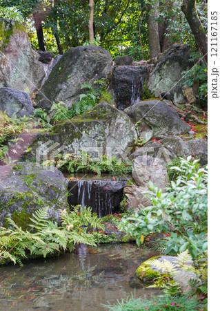 ロシア外交の歴史的会議の舞台「無鄰菴」（近代日本庭園の傑作・国の名勝指定） 121167185