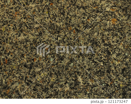 焦げ茶色のウレタンマーブルフォームの細かな気泡のある表面の横長の背景画像 焦げ茶色のウレタンマーブルフォームの細かな気泡のある表面の横長の背景画像 121173247