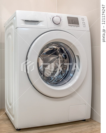 Empty washing machine 121174247