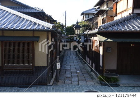 京都・石塀小路 京都・石塀小路 121178444