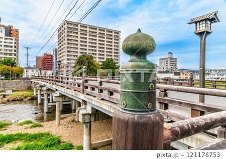 盛岡　上ノ橋の青銅擬宝珠 121178753