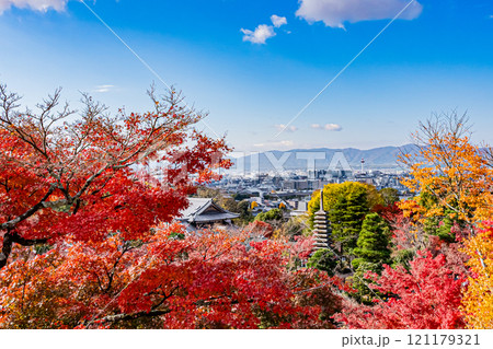 京都 清水寺の秋の風景 京都 清水寺の秋の風景 121179321