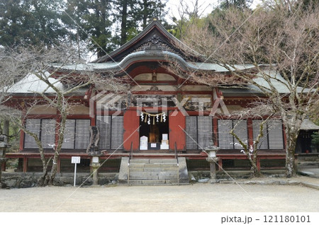 談山神社の「末社・総社拝殿」(奈良県桜井市多武峰319) 談山神社の「末社・総社拝殿」(奈良県桜井市多武峰319) 121180101