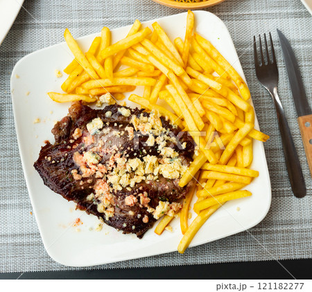 Just cooked beefsteak with roquefort cheese Just cooked beefsteak with roquefort cheese 121182277