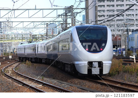 【JR西日本】683系0番台（東海道線：熱田駅） 121183597