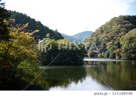 鎌北湖(埼玉県入間郡毛呂山町) 鎌北湖(埼玉県入間郡毛呂山町) 121189546