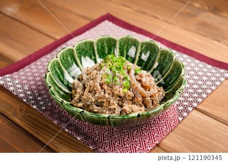 つきこんにゃくの子和え 121190345