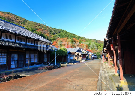 【福井県】快晴の宿場町「熊川宿」 121191877