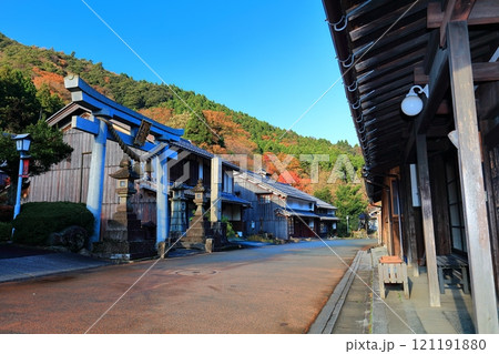 【福井県】快晴の宿場町「熊川宿」 121191880