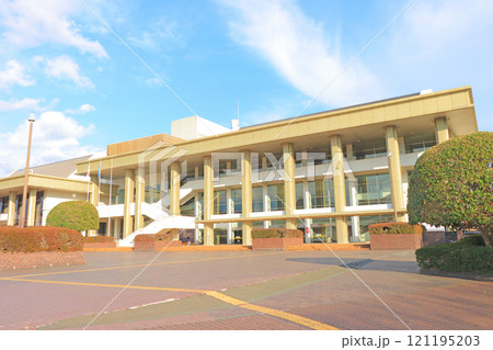 静岡県静岡市、静岡市民文化会館の風景 121195203