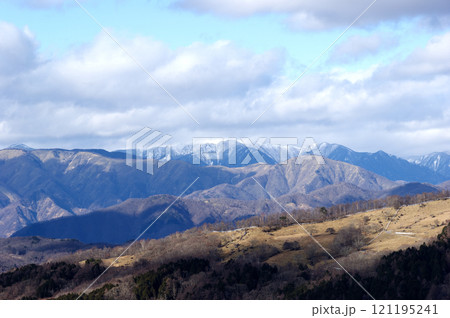 横根高原からの風景 日光白根山方面 横根高原からの風景 日光白根山方面 121195241