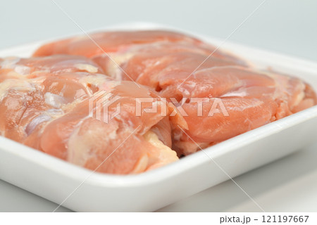 おいしい鶏もも肉 121197667