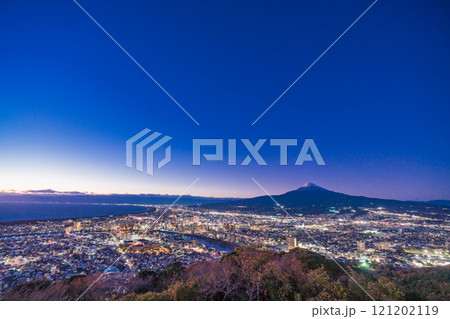 【静岡県】沼津の街灯りと富士山　夕景 121202119