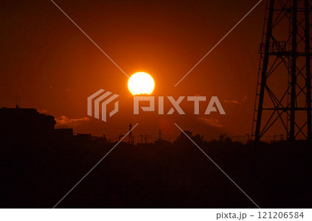 ダイヤモンド富士 埼玉県 和光市より 2024 ダイヤモンド富士 埼玉県 和光市より 2024 121206584