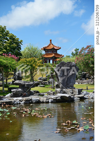 鳥取県東伯郡　中国庭園　燕趙園 121206709