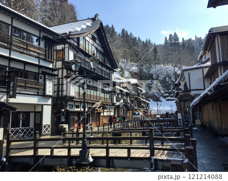 銀山の温泉　橋　老舗旅館 121214088