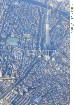 上空から見た「東京スカイツリー」(東京都 上空) 上空から見た「東京スカイツリー」(東京都 上空) 121219032