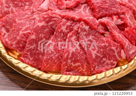 注）未加熱未調理の精肉です。牛肉、焼き肉用、モモ肉、バラ肉、牛焼肉。 121220953