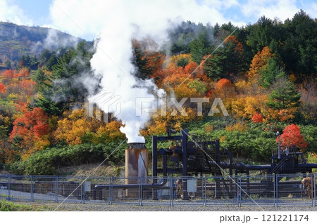 紅葉に染まる八幡平アスピーテライン　松尾八幡平地熱発電所　 121221174
