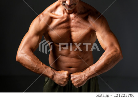 ボディービルダー　肉体美　パーツ 121223706