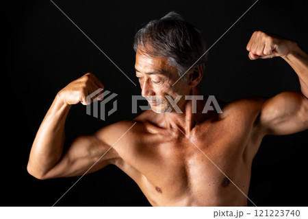 ボディービルダー 肉体美 ボディービルダー 肉体美 121223740