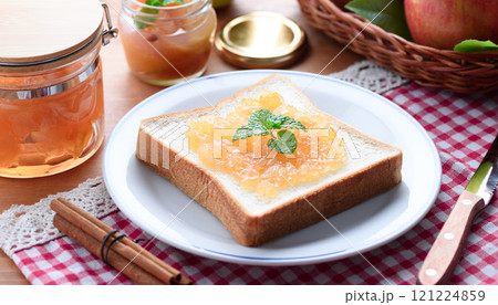 りんごジャムトースト りんごジャムトースト 121224859