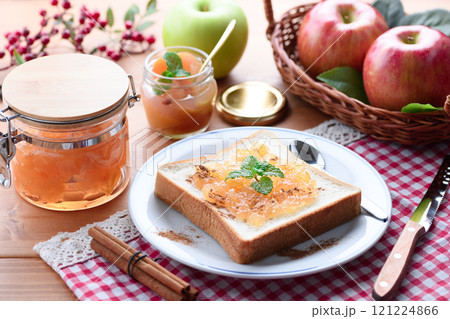 りんごジャムトースト りんごジャムトースト 121224866