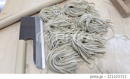 蕎麦打ち教室　そば切り包丁で蕎麦切り 121225721