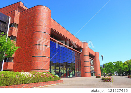長野県長野市、ホクト文化ホールの風景 長野県長野市、ホクト文化ホールの風景 121227456