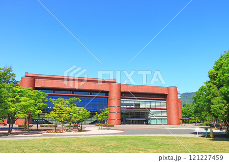 長野県長野市、ホクト文化ホールの風景 長野県長野市、ホクト文化ホールの風景 121227459