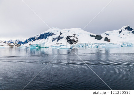 Landscape of the Antarctic Peninsula 121230553
