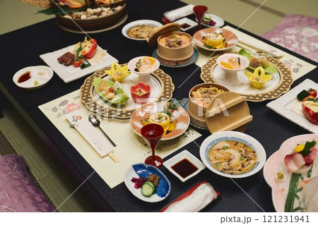 高級旅館の懐石料理 撮影協力・白玉の湯 泉慶 高級旅館の懐石料理 撮影協力・白玉の湯 泉慶 121231941