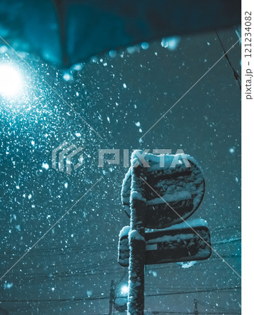 寒い冬のイメージ 121234082