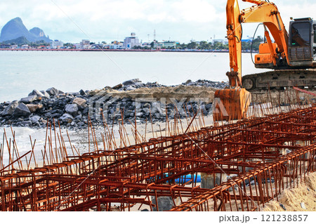 The steel bars used to build the waterproof walls rusted after being left outdoors for a long time. The steel bars used to build the waterproof walls rusted after being left outdoors for a long time. 121238857