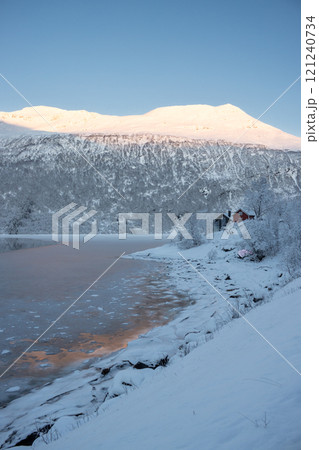 Nature with snow and houses, Gratangsbotn, Norway Nature with snow and houses, Gratangsbotn, Norway 121240734