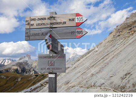 Singpost in the Dolomites Singpost in the Dolomites 121242219
