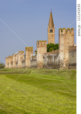 Ancient walls of Montagnana, Padova province, Veneto, Italy Ancient walls of Montagnana, Padova province, Veneto, Italy 121242630
