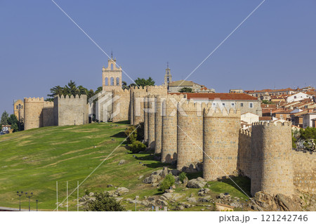 Medieval Walls in Avila, UNESCO site, Castile and Leon, Spain Medieval Walls in Avila, UNESCO site, Castile and Leon, Spain 121242746