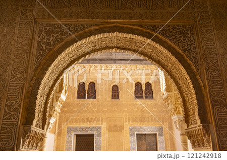Arabic interiors of Nasrid Palace, Alhambra palace comple, Generalife and Albayzin , UNESCO site, Granada, Andalusia, Spain Arabic interiors of Nasrid Palace, Alhambra palace comple, Generalife and Albayzin , UNESCO site, Granada, Andalusia, Spain 121242918