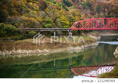 秋のJR北上線 和賀川第二橋梁 秋のJR北上線 和賀川第二橋梁 121246564