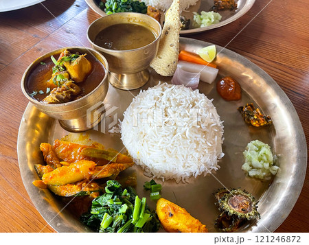 ネパールの定食・ターリー ネパールの定食・ターリー 121246872