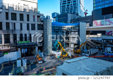 東京再開発 解体が進む渋谷駅西口駅舎 2024.11　c-1 121247797