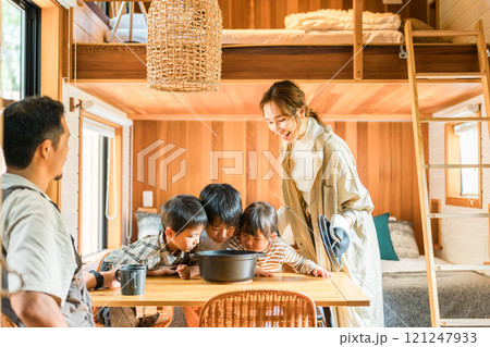 バンガロー・コテージ泊で楽しむファミリー（家族旅行・グランピング） 121247933