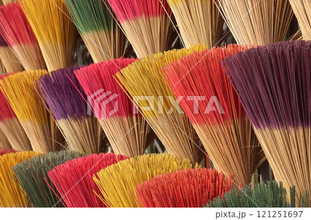 フエのカラフルな線香村 フエのカラフルな線香村 121251697